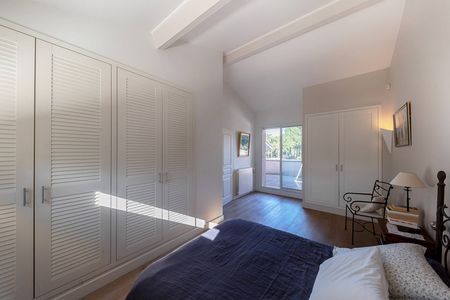 VILLA DE 5 CHAMBRES A VENDRE PYLA SUR MER