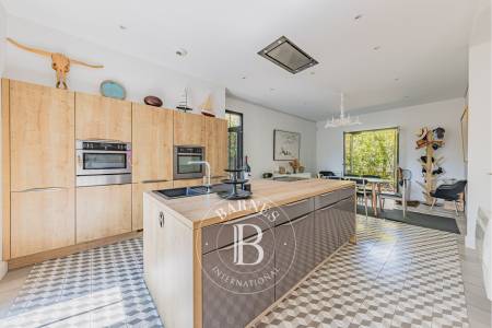 salon traversant maison de luxe Arcachon