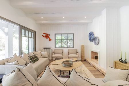 Située proche de la Plage PEREIRE, A VENDRE VILLA DE PLAIN PIED AVEC PISCINE