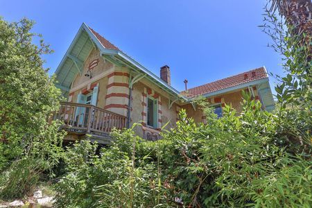 VENTE APPARTEMENT AVEC TERRASSE EN VILLE D'HIVER ARCACHON