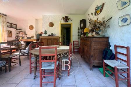 VILLA ARCACHONNAISE DES ANNÉES 50 AVEC DÉPENDANCE – SECTEUR DES 44 HECTARES, CAP FERRET