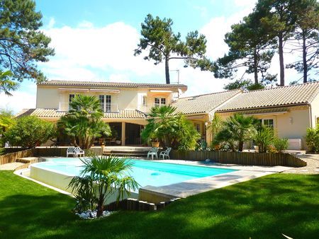 À VENDRE ARCACHON BELLES MAISONS DU BASSIN AVEC PISCINE