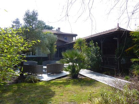 a vendre maison au Cap ferret bardée de bois