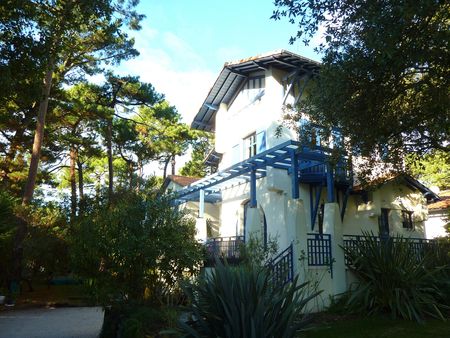 MOULLEAU VILLA DE PRESTIGE À VENDRE