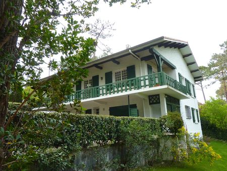 MAISON DE VACANCES A VENDRE SUR LE GOLF D'ARCACHON 33120