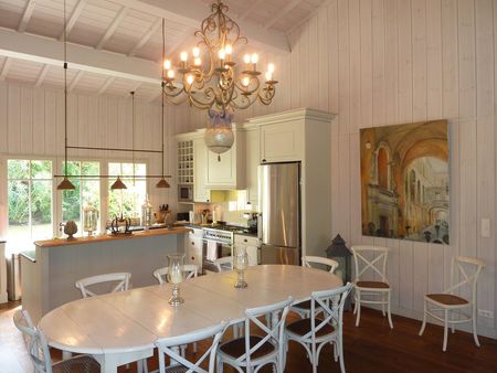 CETTE MAGNIFIQUE PROPRIÉTÉ DE PRESTIGE A ÉTÉ VENDUE PAR BARNES PYLA SUR MER BASSIN D'ARCACHON