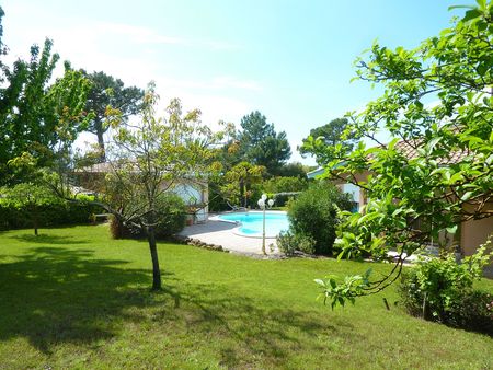 PYLA SUR MER VILLA CONTEMPORAINE DE 4 CHAMBRES À VENDRE AU DOMAINE DE LA FORET EXCLUSIVITE BARNES PYLA