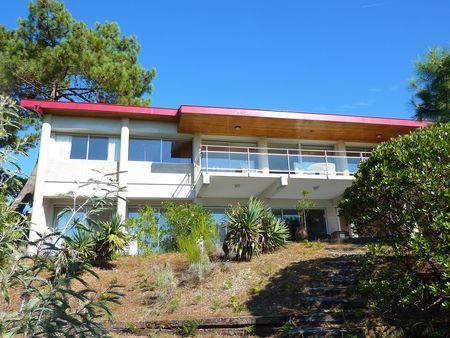 Une adresse rare au PYLA SUR MER pour profiter du spectacle du Bassin d'Arcachon