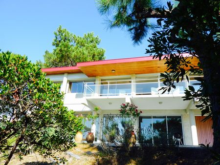 Villa située dans un quartier très recherché du Pyla car les villas bénéficient d'une très belle vue mer