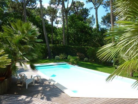 BARNES ARCACHON
