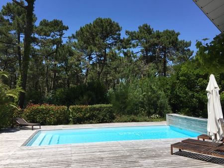 CAP FERRET, VILLA BOIS AVEC PISCINE ET TERRASSE