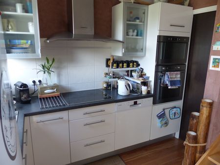 VILLA EN BOIS AVEC CUISINE ÉQUIPÉE À VENDRE SUR LE BASSIN D'ARCACHON