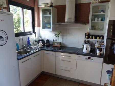 VILLA EN BOIS AVEC CUISINE ÉQUIPÉE À VENDRE BASSIN D'ARCACHON