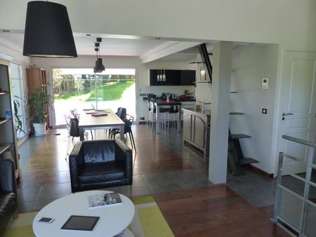 BELLE VILLA AVEC PISCINE À VENDRE AU PYLA