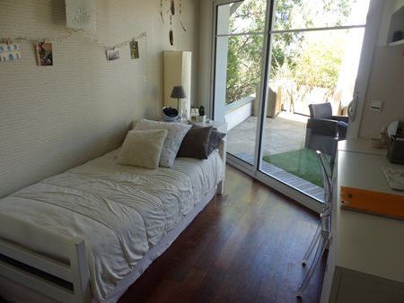 VILLA CONTEMPORAINE DE 4 CHAMBRES À VENDRE AU PYLA 33115