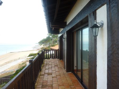 BELLE VILLA PYLA SUR MER PREMIÈRE LIGNE À VENDRE