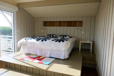 VILLA EN BOIS DE 6 CHAMBRES À VENDRE LA TESTE