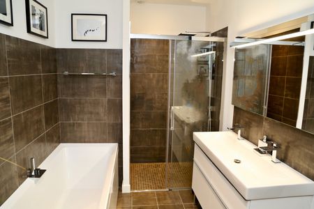 VENTE VILLA NEUVE DE 4 SUITES AVEC SALLE D'EAU À ARCACHON