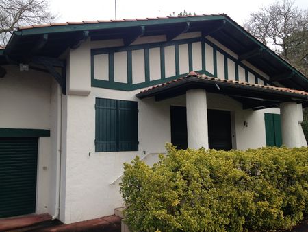 VENTE D'UNE PROPRIÉTÉ AVEC VILLA BASQUE LANDAISE ET GRANDE PARCELLE QUARTIER HAÏTZA