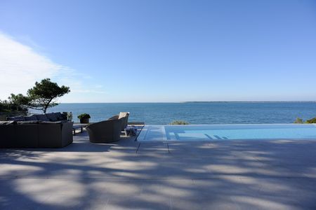 Maison à vendre au Pyla : première ligne avec vue mer