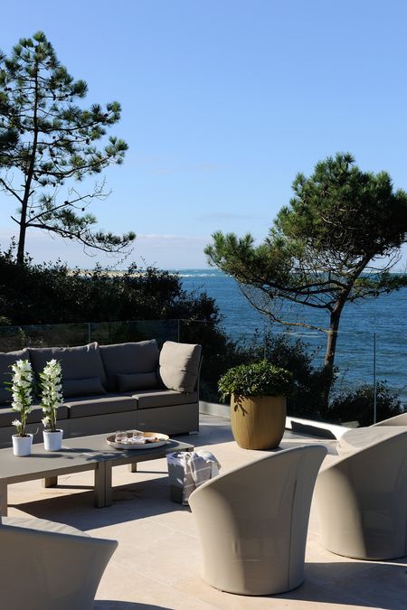 Super Villa 1ère ligne au Pyla sur Mer avec accès privé à la plage