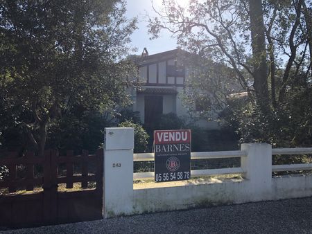 PETITE VILLA DE STYLE BASQUE BOULEVARD DE L'OCÉAN PYLA SUR MER