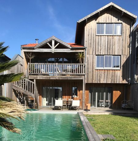 BELLE VILLA EN BOIS À VENDRE AU PORT DE LA TESTE