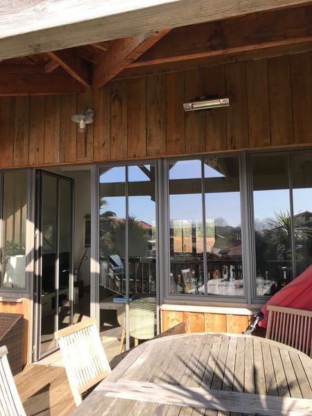 VILLA TYPIQUE EN BOIS À VENDRE SUR LE BASSIN D'ARCACHON