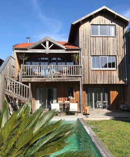 A VENDRE PORT DE LA TESTE VILLA EN BOIS AVEC PISCINE