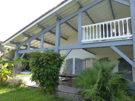 QUARTIER ERMITAGE PROCHE PLAGE VILLA AVEC PISCINE