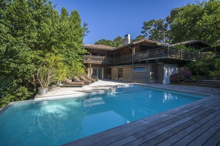 A VENDRE PYLA SUR MER VILLA D'ARCHITECTE EN BOIS