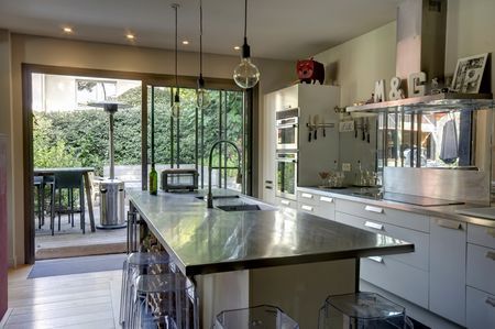 PYLA SUR MER BARNES VEND CETTE JOLIE VILLA CONTEMPORAINE