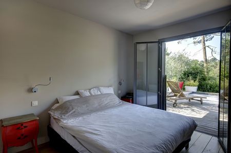 VILLA DE 5 CHAMBRES À VENDRE PYLA SUR MER SECTEUR HABITÉ TOUTE L'ANNÉE