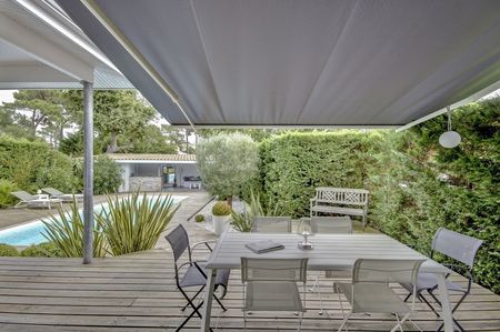 JOLIE VILLA AVEC PISCINE VENTE AUX ABATILLES