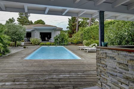 VILLA NEUVE A VENDRE QUARTIER LES ABATILLES