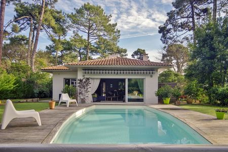 villa avec piscine à vendre PYLA SUR MER