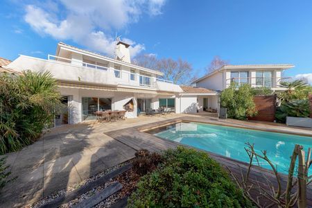 A VENDRE VILLA FAMILIALE 7 PIECES LA TESTE