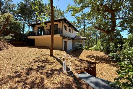 VILLA GAUME NEUVE AVEC VUE BASSIN ET 7 CHAMBRES AU PYLA-SUR-MER