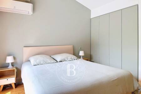 VILLA EN BOIS AU CALME, 4 CHAMBRES, AU CŒUR DU CAP FERRET