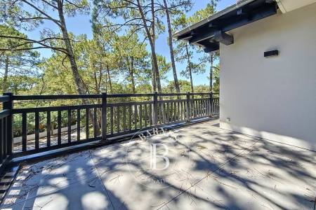 VILLA GAUME NEUVE AVEC VUE BASSIN ET 7 CHAMBRES AU PYLA-SUR-MER
