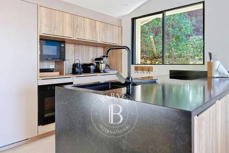 VILLA DE CHARME AVEC VUE SUR LE BASSIN, 5 CHAMBRES, AU PYLA-SUR-MER