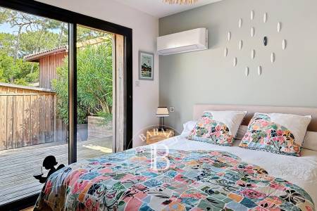 VILLA EN BOIS AU CALME, 4 CHAMBRES, AU CŒUR DU CAP FERRET