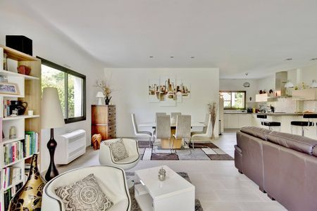 A VENDRE VILLA DE PLAIN PIED À LA TESTE DE BUCH