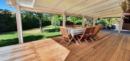 VILLA A VENDRE AVEC PISCINE BASSIN ARCACHON