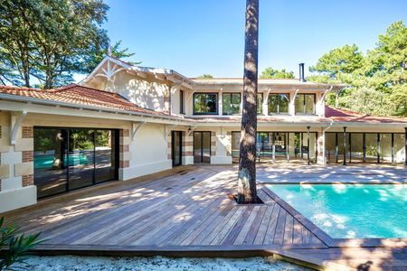 MAGNIFIQUE VILLA AVEC PISCINE À VENDRE LE MOULLEAU