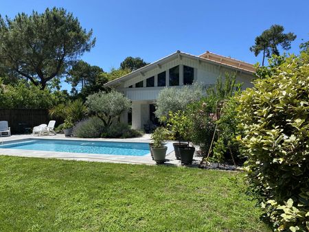 JOLIE VILLA AVEC PISCINE A VENDRE CLAOUEY