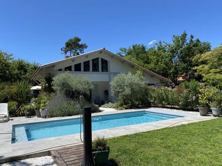 A VENDRE CLAOUEY JOLIE VILLA RÉNOVÉE