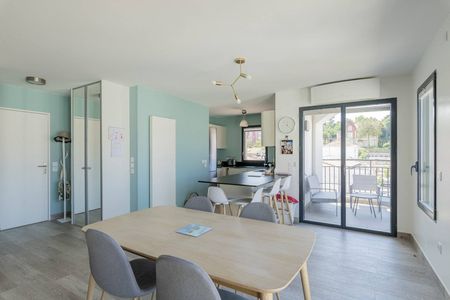 CE SUPERBE APPARTEMENT NEUF DE CENTRE VILLE A ÉTÉ VENDU PAR BARNES BASSIN D'ARCACHON