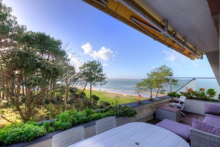 APPARTEMENT À VENDRE RESIDENCE DE PRESTIGE DIRECT SUR LA PLAGE PEREIRE ARCACHON