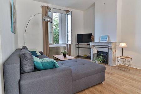 VILLA FAMILILAE A VENDRE PORT DE PLAISANCE ARCACHON